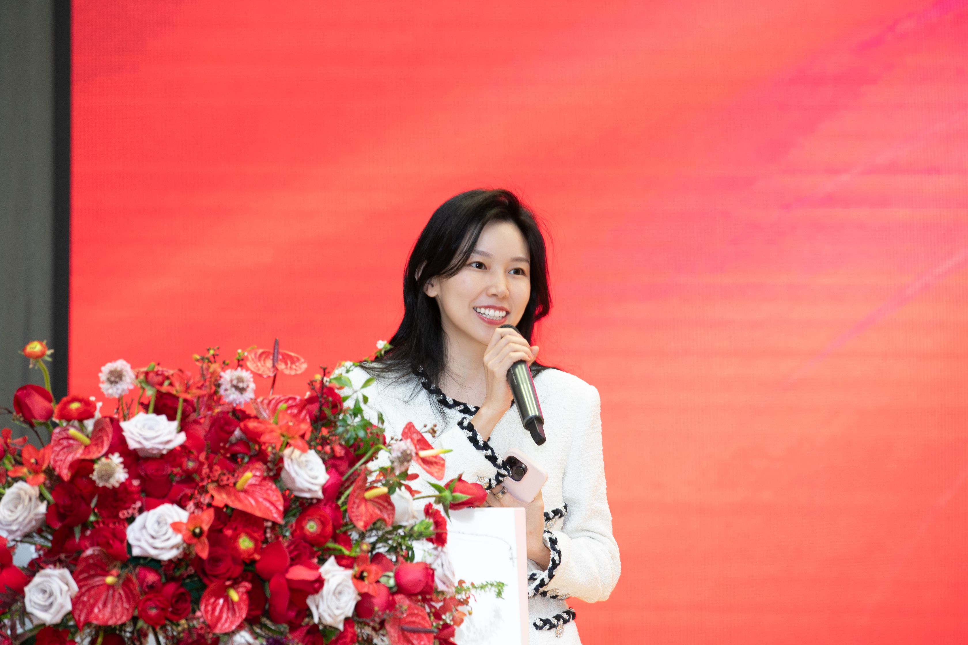 逐日经济新闻2024她力量丨HJC黄金城官方网站董事会主席谢其润：女性加入医疗行业 带来更多元的立异解决计划